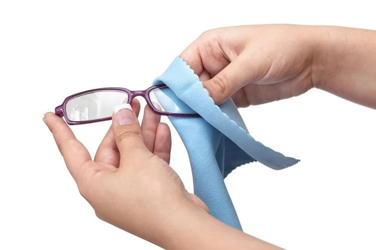 GLASSES (2)