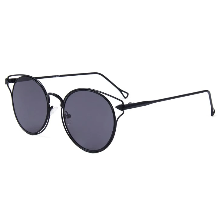 black sunglasses fashion